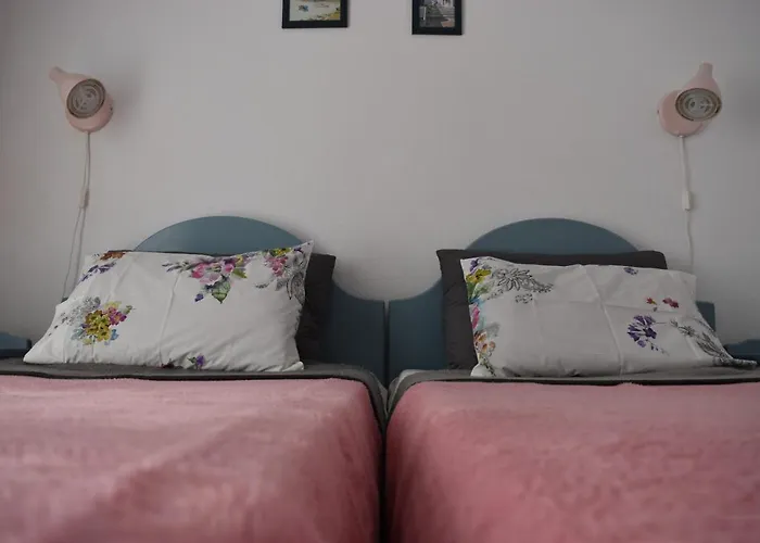 Niki Apartments