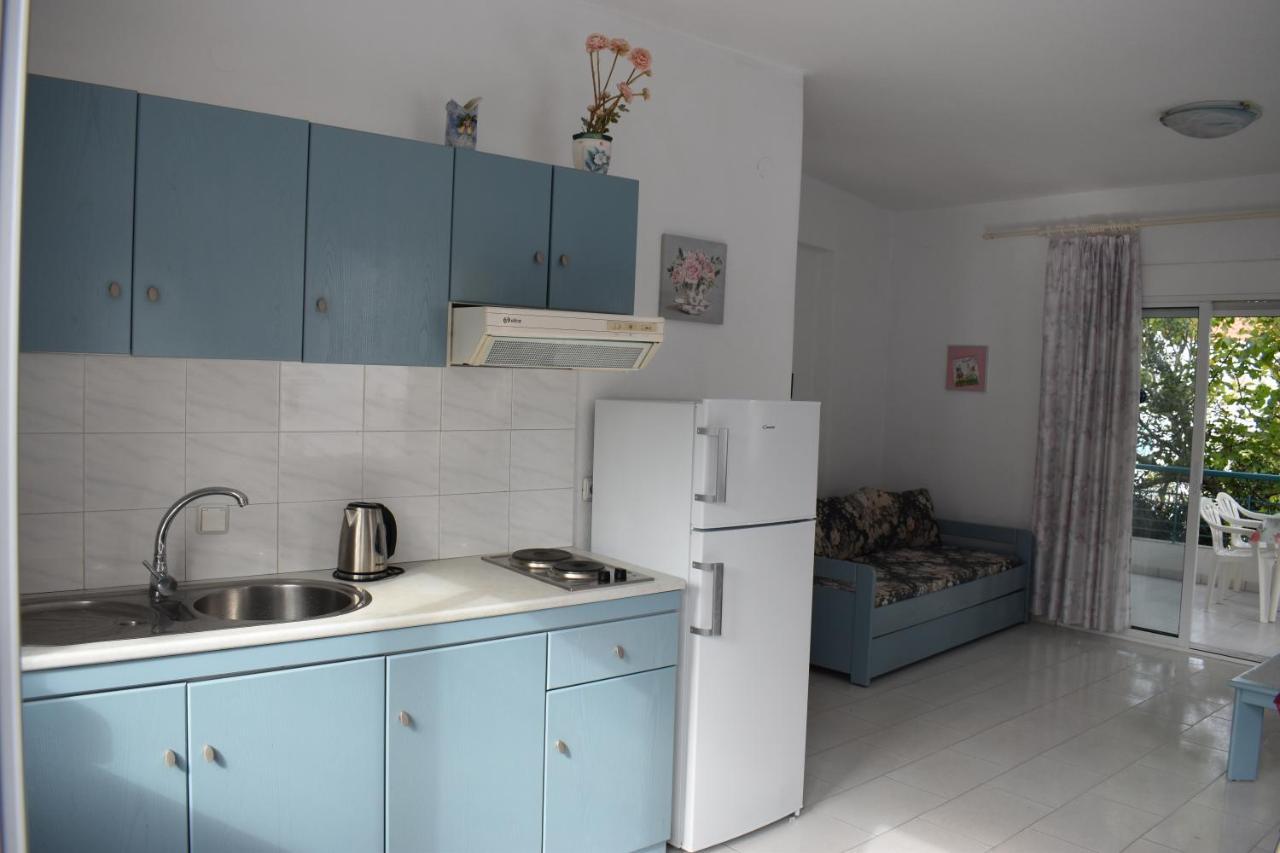 Niki Apartment
